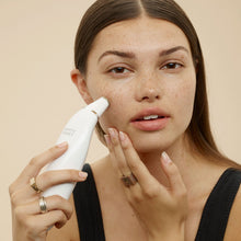 Load image into Gallery viewer, Aira Face Steamer + Exfora Microdermabrasion Wand